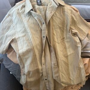 Kuhl Tan Apparel Tag